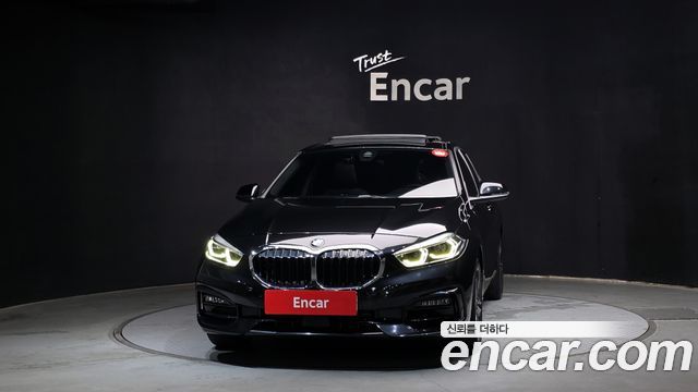 BMW 1-Series F40 120i Sports - фото 2