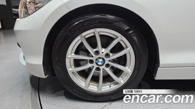 BMW 1-Series F20 118d JOY 5DOOR - фото 4