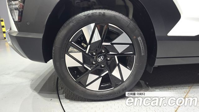 Hyundai Kona SX2, гибрид Inspiration - фото 4