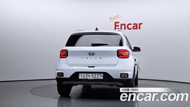 Hyundai Venue 1.6 Flux - фото 3