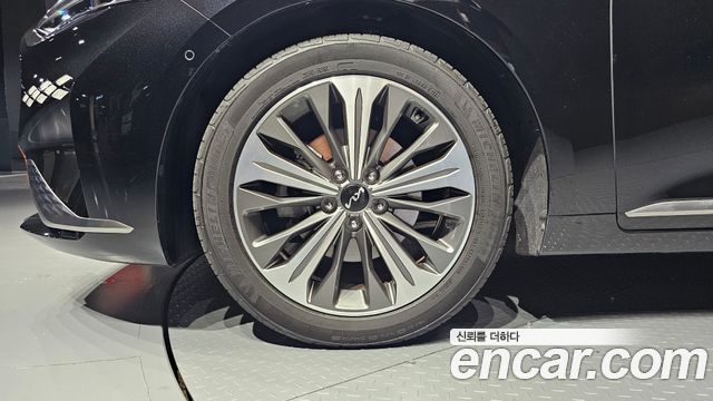 Kia K8 гибрид Noblesse - фото 4