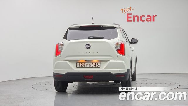 SsangYong Tivoli Gasoline 1.5 2WD V3 - фото 3