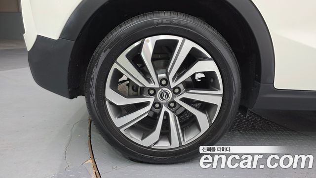 SsangYong Tivoli Gasoline 1.5 2WD V3 - фото 4
