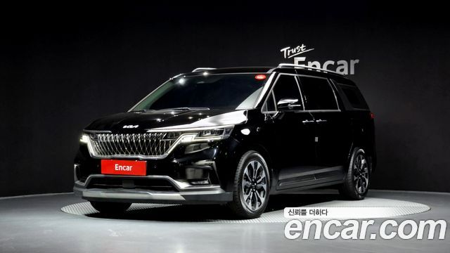 Kia Carnival 4-го поколения 9-Seater Signature - фото 0