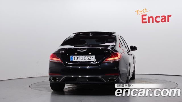 Genesis G70 3.3T Sport Prestige - фото 3