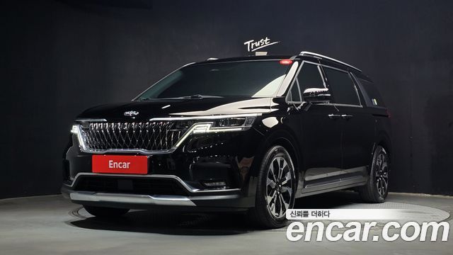 Kia Carnival 4-го поколения 9-Seater Signature - фото 0