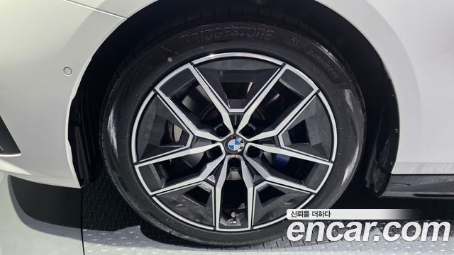 BMW 5-Series G60 520i M Sport - фото 4