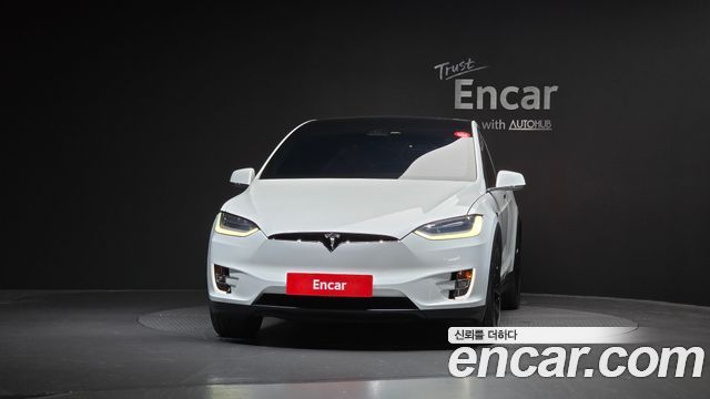 Tesla Model X Long Range - фото 2