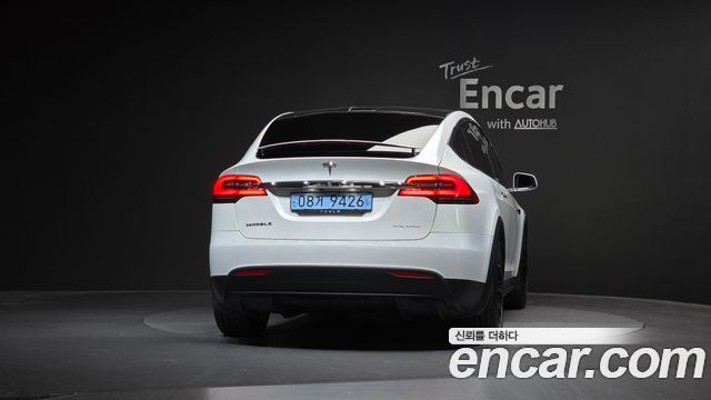 Tesla Model X Long Range - фото 3