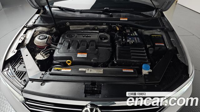 Volkswagen Passat B8 2.0 TDI - фото 4
