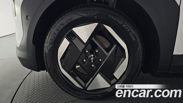 Kia EV3 Long Range 2WD Earth - фото 3