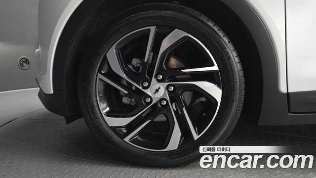 Chevrolet (GM Daewoo) Bolt EV EV Premier - фото 4