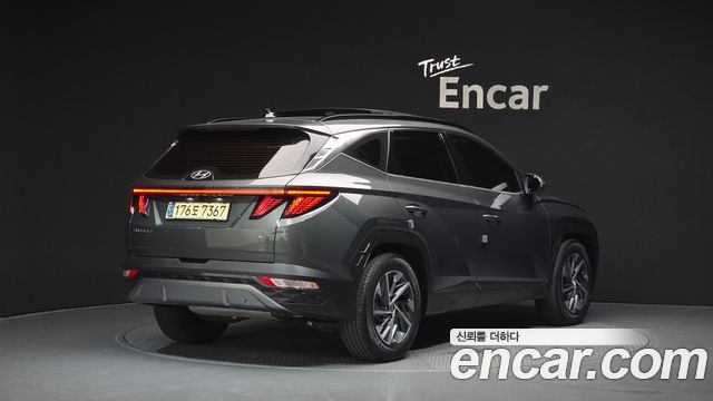 Hyundai Tucson NX4, гибрид Inspiration 2WD - фото 1