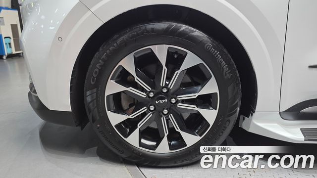 Kia Carnival 4-го поколения Gasoline 7-Seater Signature - фото 4
