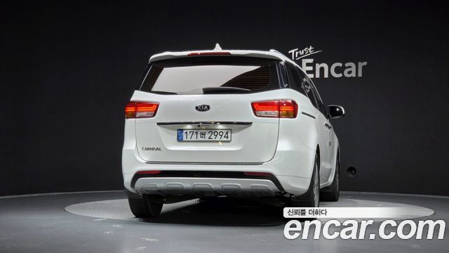 Kia Carnival Совершенно новый 9-seater Noblesse - фото 3
