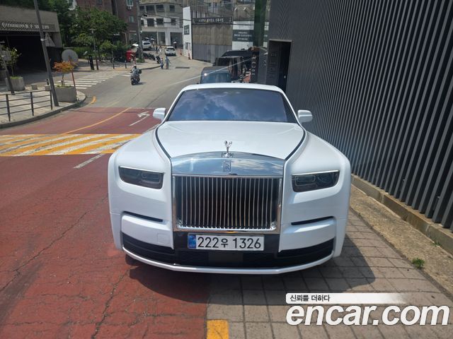 Rolls-Royce Phantom 6.7 V12 - фото 0