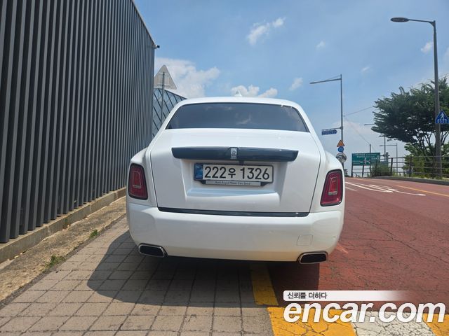 Rolls-Royce Phantom 6.7 V12 - фото 3