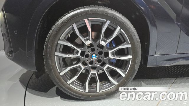 BMW X6 G06 xDrive40i M Sport - фото 4