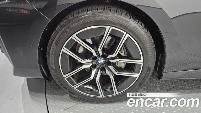 BMW 7-Series G70 740d xDrive M Sport - фото 4