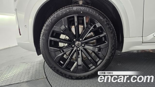 Volvo XC90 2-го поколения B6 Ultra Bright - фото 4