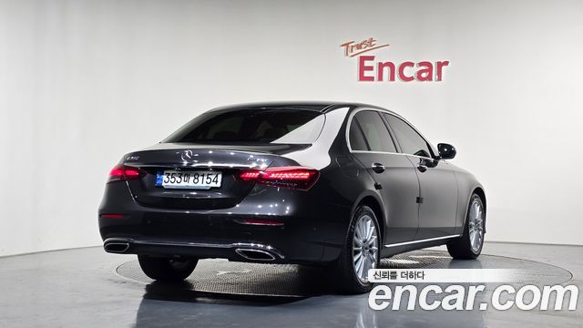 Mercedes-Benz E-Class W213 E250 Exclusive - фото 0