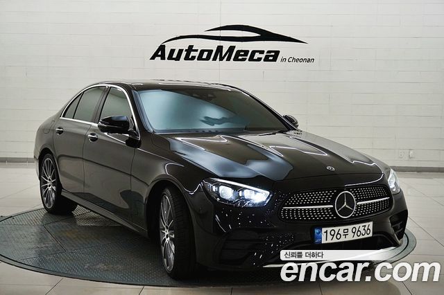 Mercedes-Benz E-Class W213 E350 4MATIC AMG Line - фото 3