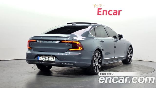 Volvo S90 B6 AWD Ultimate Bright - фото 1