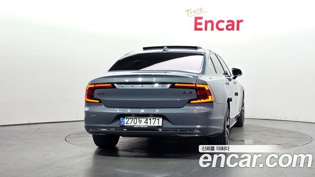 Volvo S90 B6 AWD Ultimate Bright - фото 3