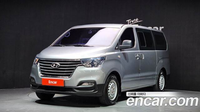 Hyundai Starex Новый Van 5-Seater Style - фото 0