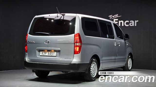 Hyundai Starex Новый Van 5-Seater Style - фото 1