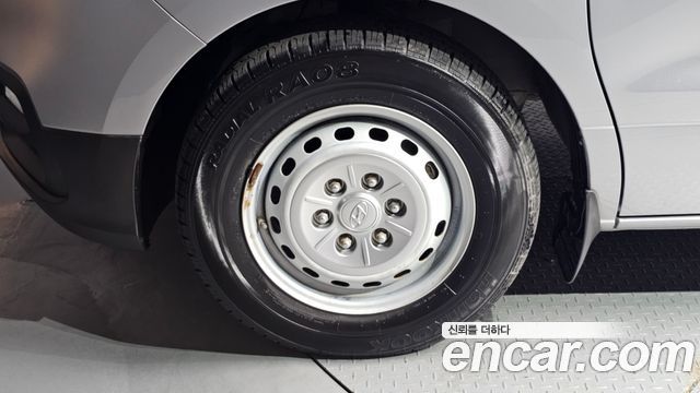 Hyundai Starex Новый Van 5-Seater Style - фото 4