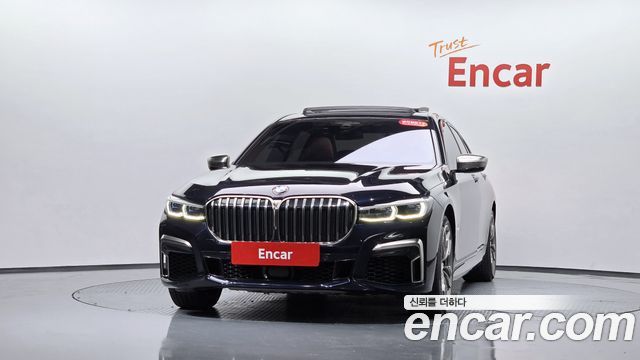 BMW 7-Series G11 M760Li xDrive - фото 1