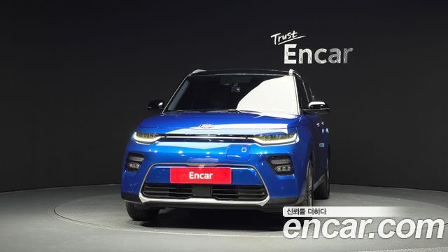 Kia Soul EV Noblesse - фото 2