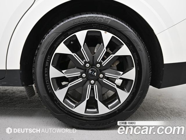 Kia Carnival 4-го поколения Gasoline 7-Seater Noblesse - фото 4
