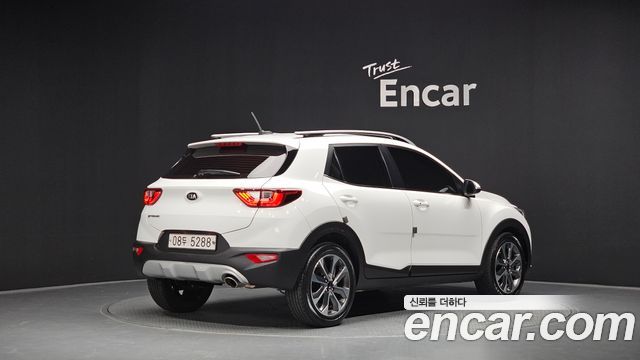 Kia Stonic Diesel 1.6 Prestige - фото 1