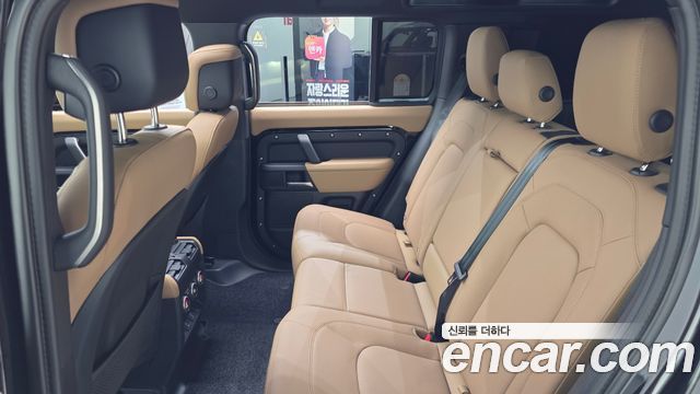 Land Rover Defender L663 110 D300 X-Dynamic HSE - фото 3