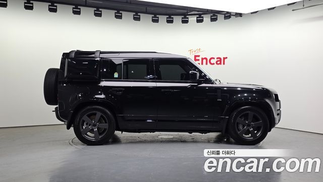 Land Rover Defender L663 110 D300 X-Dynamic HSE - фото 4