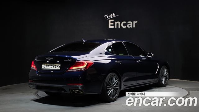 Genesis G70 2.0T AWD Supreme - фото 1