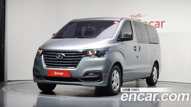 Hyundai Starex Новый Wagon 12-Seater Smart - фото 0