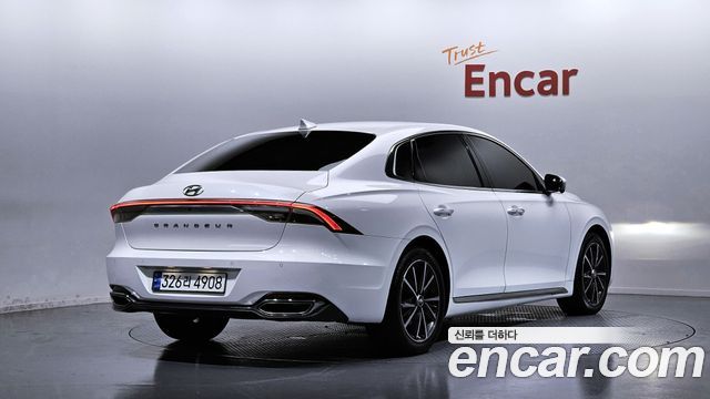Hyundai Grandeur Новый IG 2.5 Le Blanc - фото 1
