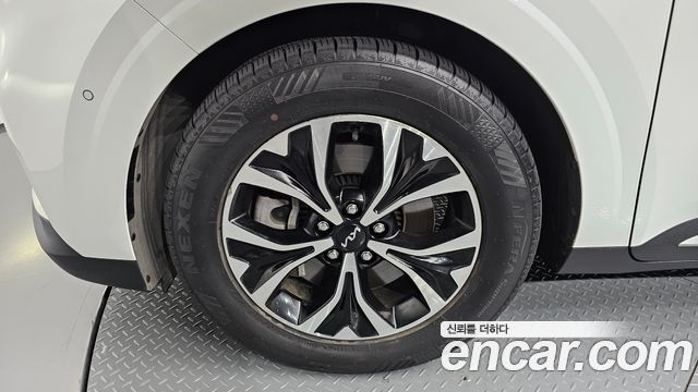 Kia Carnival 4-го поколения 9-Seater Noblesse - фото 4