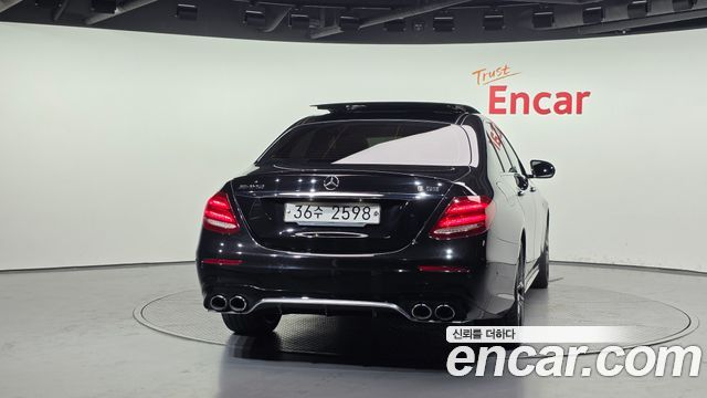 Mercedes-Benz E-Class W213 E53 AMG 4MATIC+ - фото 3
