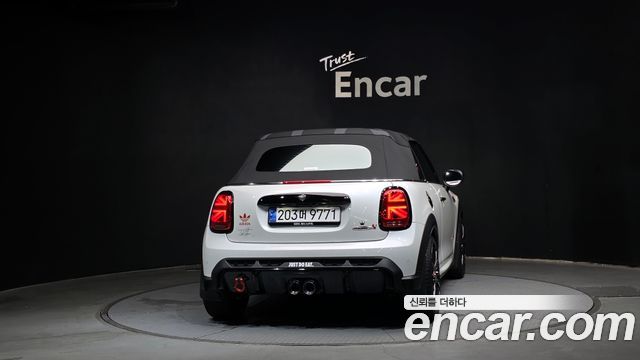 Mini Cooper Convertible JCW 3rd - фото 3