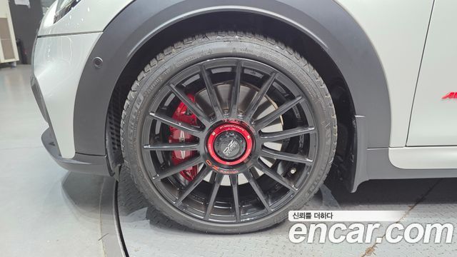 Mini Cooper Convertible JCW 3rd - фото 4