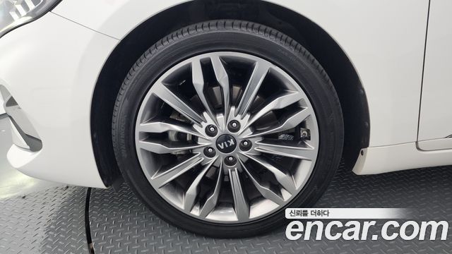 Kia K7 Premier 3.0 GDI Signature - фото 4