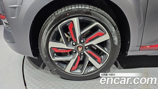 Hyundai Kona 1.6 Turbo 2WD Iron Man Edition - фото 4