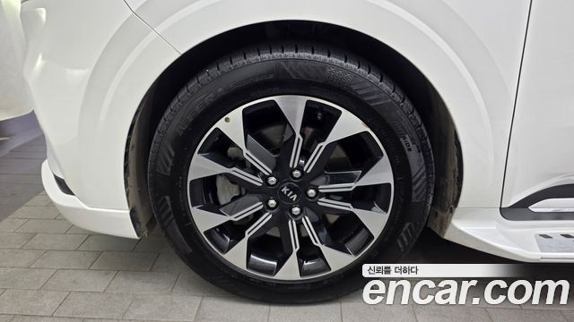 Kia Carnival 4-го поколения Gasoline 9-Seater Hi-Limousine Signature - фото 4