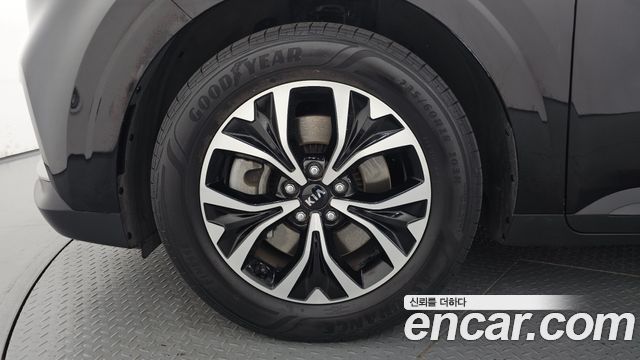 Kia Carnival 4-го поколения 9-Seater Prestige - фото 4