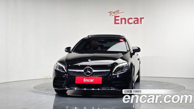 Mercedes-Benz C-Class W205 C200 Coupe - фото 2