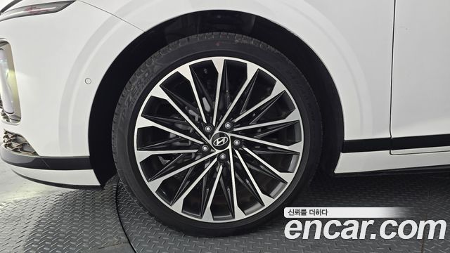 Hyundai Grandeur GN7, гибрид Calligraphy - фото 3